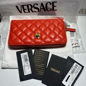 NWT Versace Zip around Quilted Red Wallet w/ COA